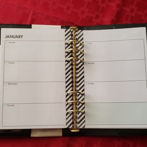 The PAPER STUDIO 6 ring planner non dated . NWT - Picture 4 of 8